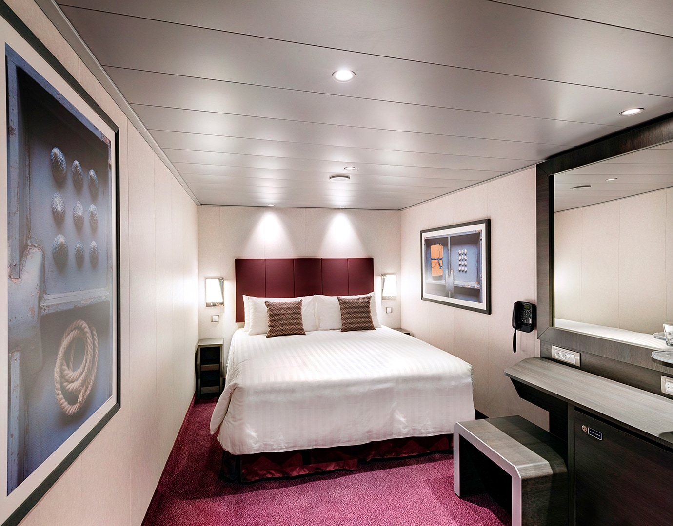 MSC Grandiosa Cabin: Interior 06