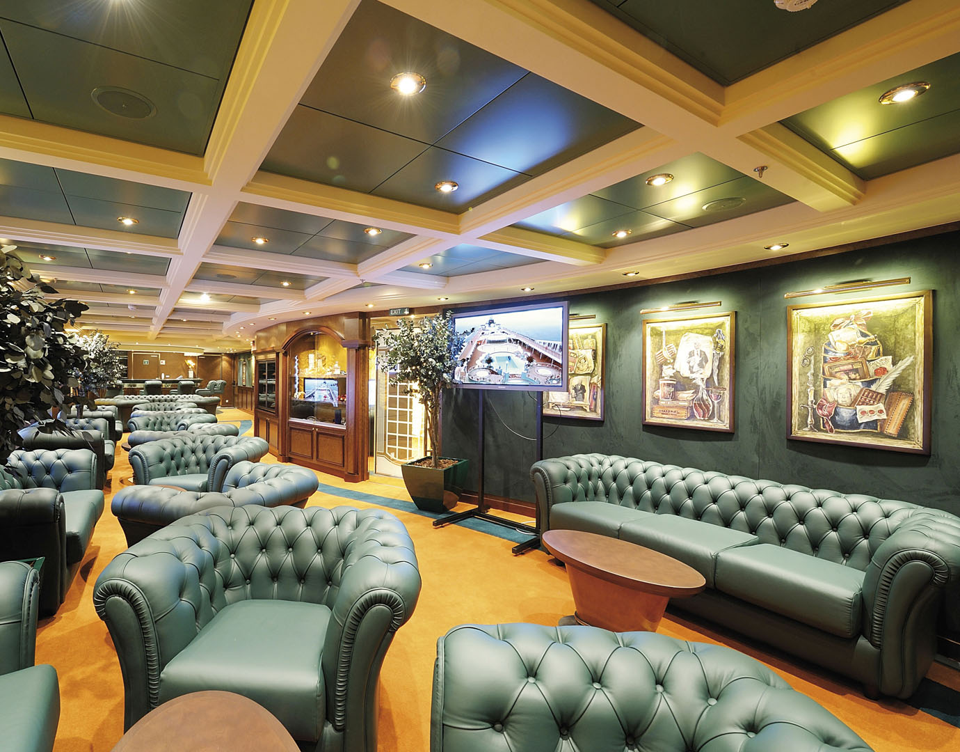 MSC Poesia Restaurant And Bar The Hitchcock Lounge Cigar Room 09
